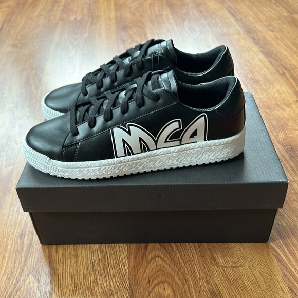 Alexander McQueen MCQ Tennis Sneaker Black Leather Size 40 EU / 10 US NIB - Picture 4 of 14